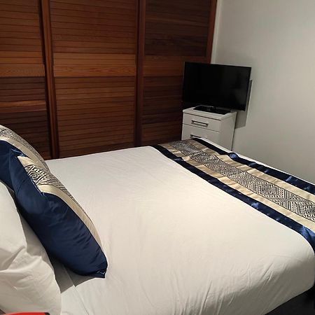 Waterfront Seaview Hotel Apartment - Same Building Block As Auckland Hilton ภายนอก รูปภาพ