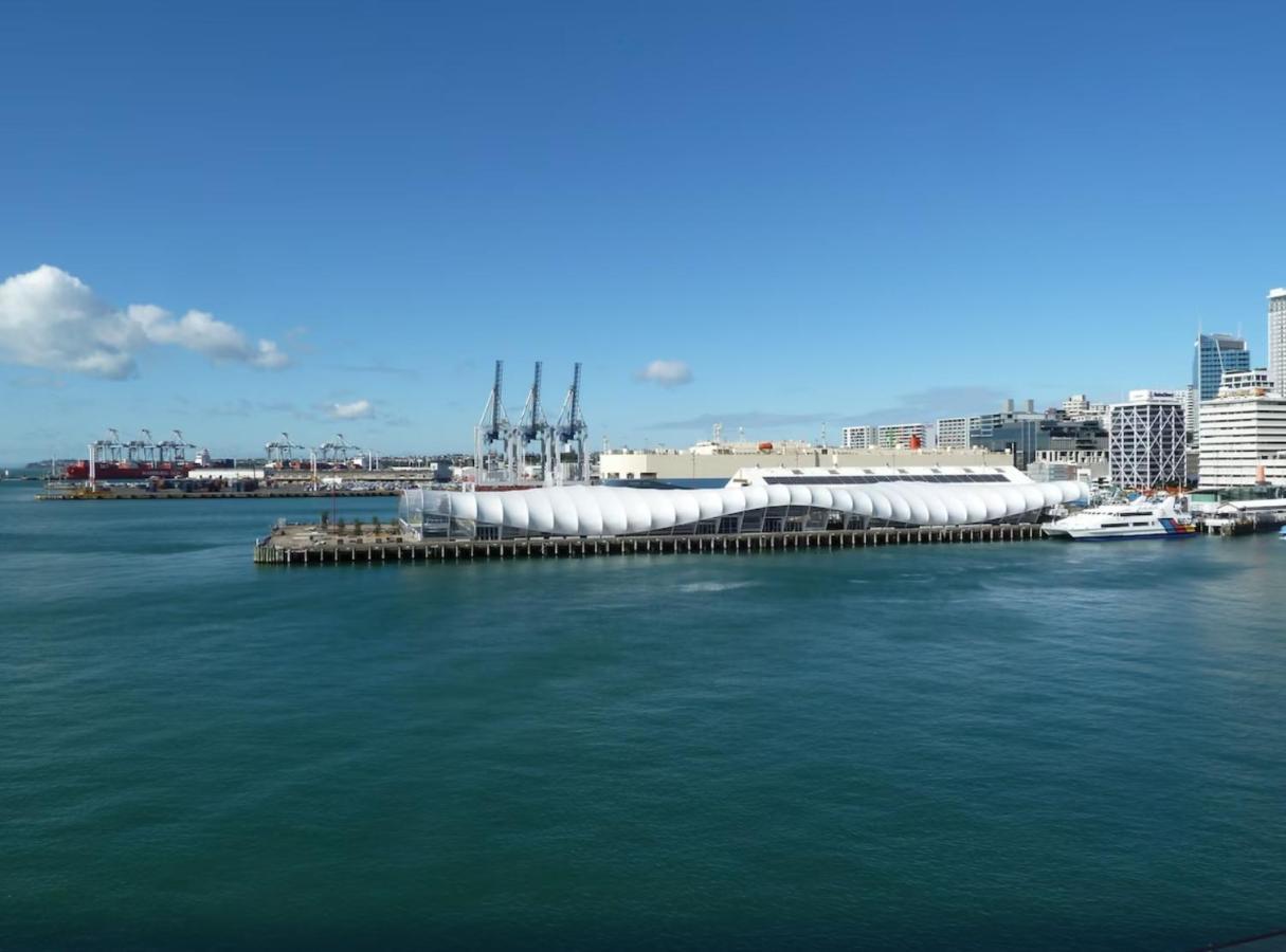 Waterfront Seaview Hotel Apartment - Same Building Block As Auckland Hilton ภายนอก รูปภาพ