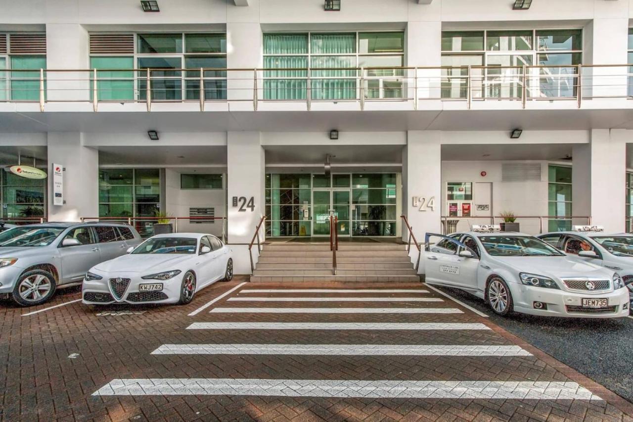 Waterfront Seaview Hotel Apartment - Same Building Block As Auckland Hilton ภายนอก รูปภาพ