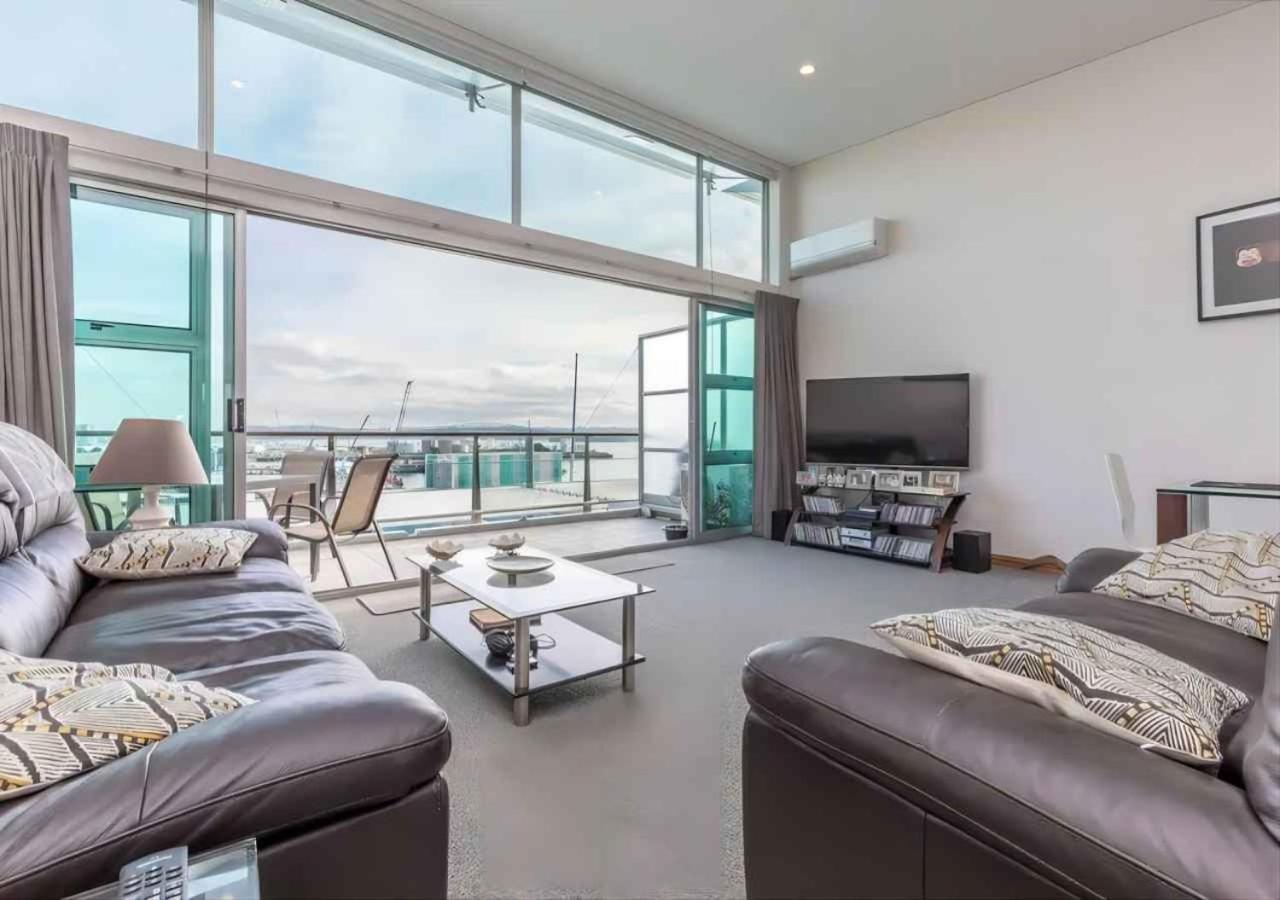 Waterfront Seaview Hotel Apartment - Same Building Block As Auckland Hilton ภายนอก รูปภาพ